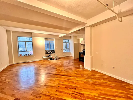 Rented by City Connections Realty | media 1