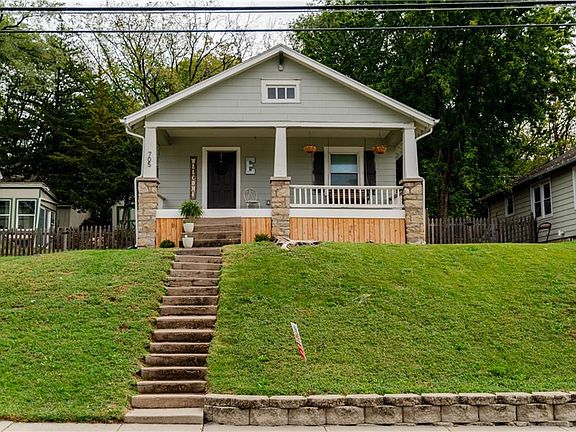 4th image of 705 4th St