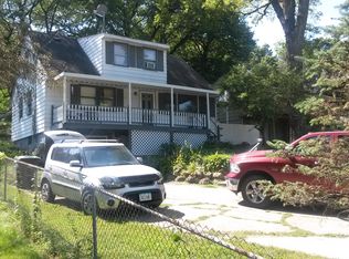 1501 Pioneer Rd, Des Moines, IA 50320