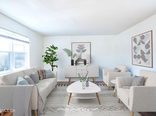 25 Alexander St #B, Greenwich, CT 06830