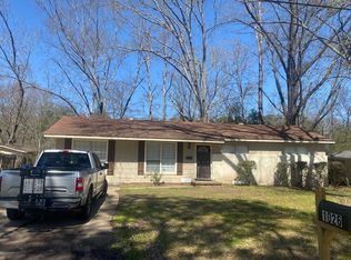 1026 Deryll St, Jackson, MS 39212