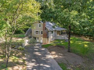 40 Porter St, Granby, MA 01033