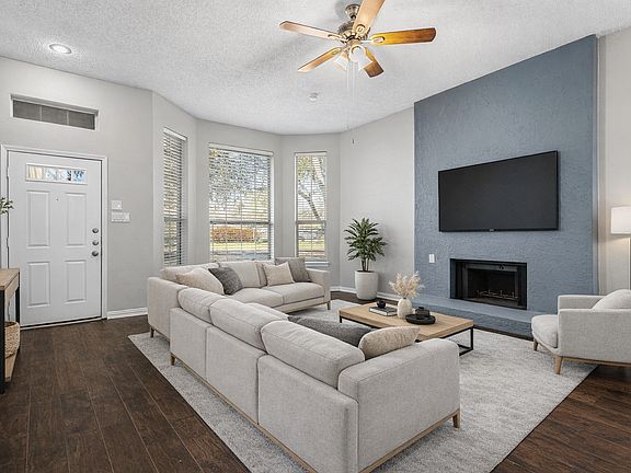 4th image of 450 Alta Ridge Dr