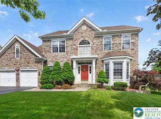 5016 Allen Dr, Bethlehem, PA 18017