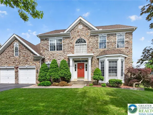 5016 Allen Dr, Bethlehem, PA 18017