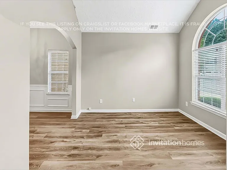34 Churchill Park Dr — Photo 5
