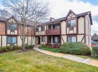 11F Sentinel Ct, Chatham Twp, NJ 07928