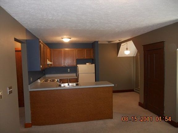 2nd image of 118 W Saint Joseph St APT 10