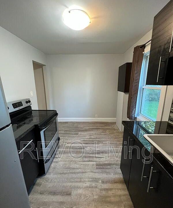 2nd image of 29 Haynes Ave #Ave3