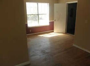 1604 River Trce, Auburn, GA