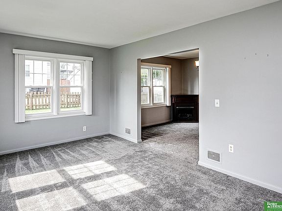 4th image of 5210 S 53rd St
