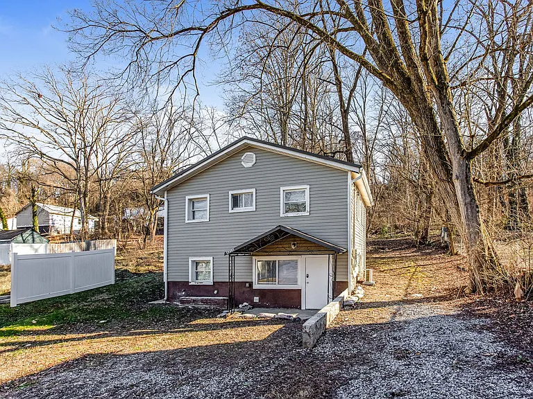 4212 Ivy Ave — Photo 3
