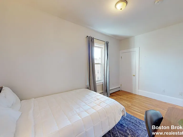 11 Elder St #3 — Photo 8