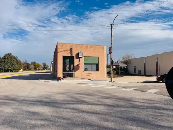 311 Bailey St, Stratton, NE 69043