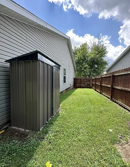 272 Executive Ave #A — Photo 8
