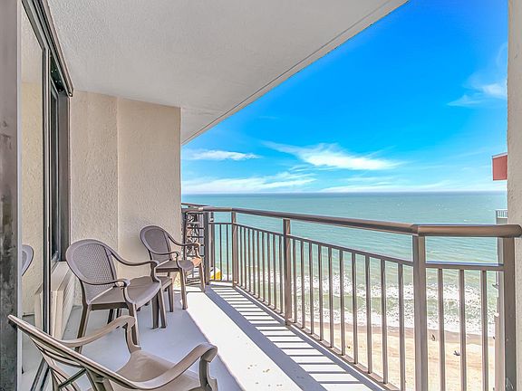 Ocean Views from private Penthouse level balcony!