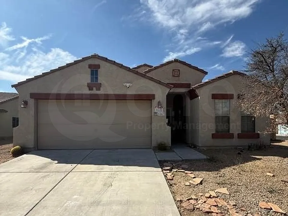 1647 W Alta Vista Rd