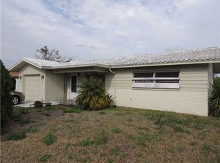 10500 Hibiscus Dr, Port Richey, FL 34668