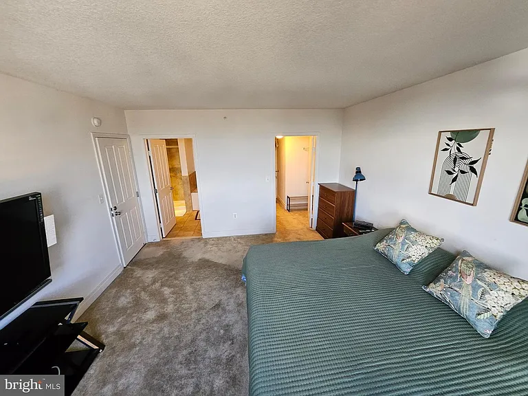 414 Water St #2613 — Photo 9