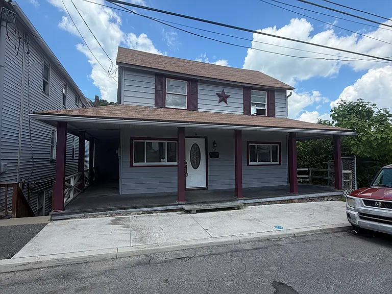 76 W Main St — Photo 1