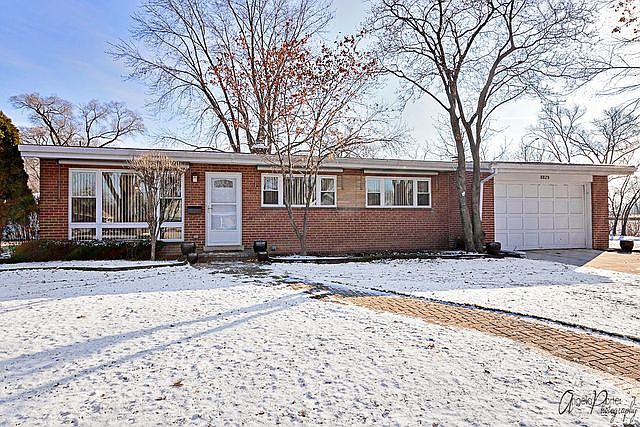 1st image of 8829 Luna Ave