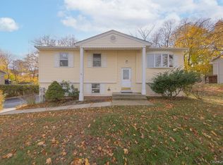 7 Southpark Drive, Garnerville, NY 10923