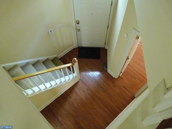 4th image of 4 Village Greens Ln