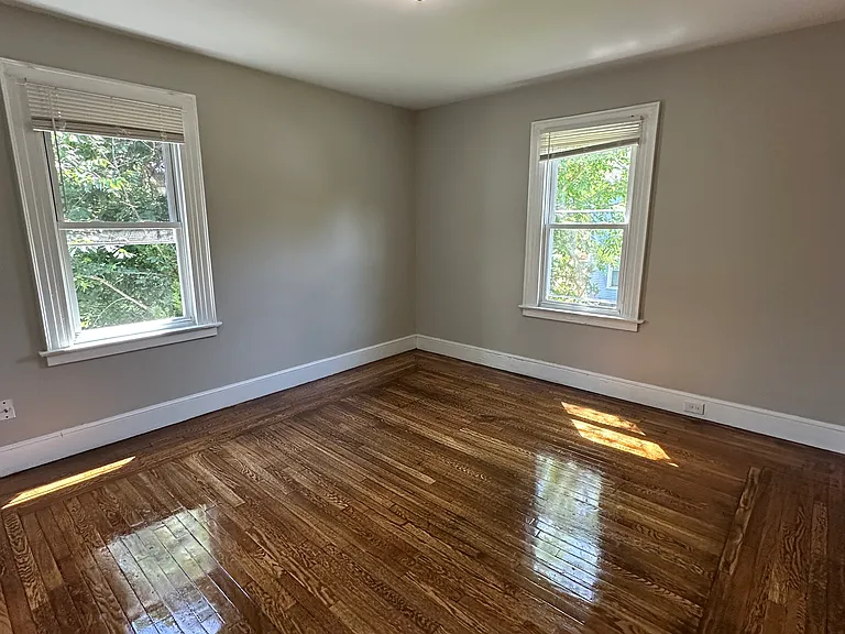 241 Fountain St — Photo 9