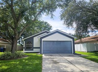 1407 Mohrlake Dr, Brandon, FL 33511
