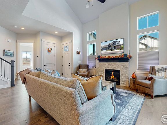5th image of 1563 Stoneseed St
