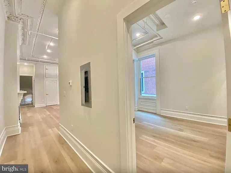 1824 Chestnut St #22 — Photo 11