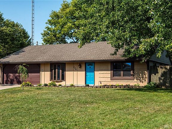 2nd image of 226 Angela Dr