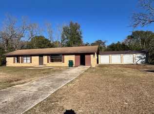 1393 Will Logan Rd, Ozark, AL 36360