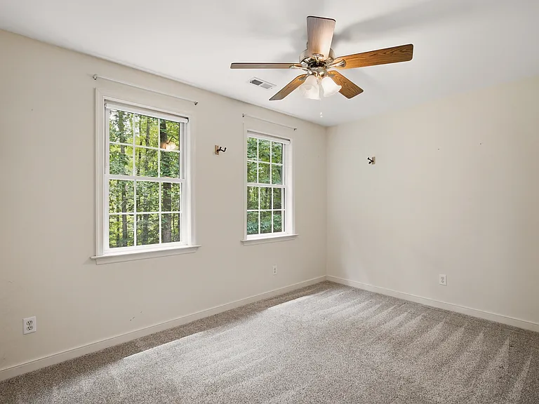 4908 Stoney Creek Pkwy — Photo 36