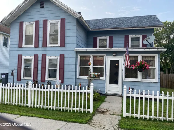 11 Nixon Street, Hoosick Falls, NY 12090