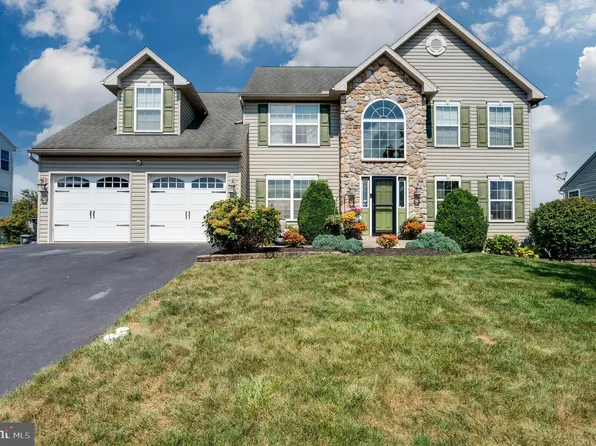 108 Lidia Ln, Blandon, PA 19510