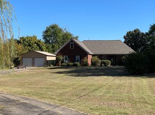 3760 Meade Lake Rd, Millington, TN 38053