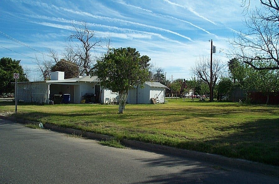 Perfect little white house