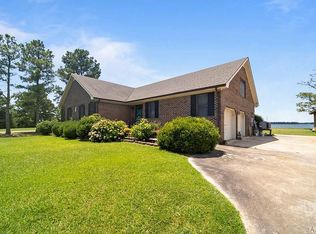 409 Dances Bay Rd, Elizabeth City, NC 27909