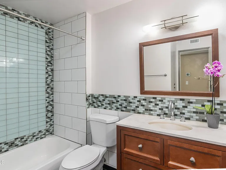 868 Cinnamon Ln #61 — Photo 9