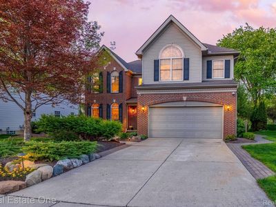1090 Shetland Dr, South Lyon, MI, 48178
