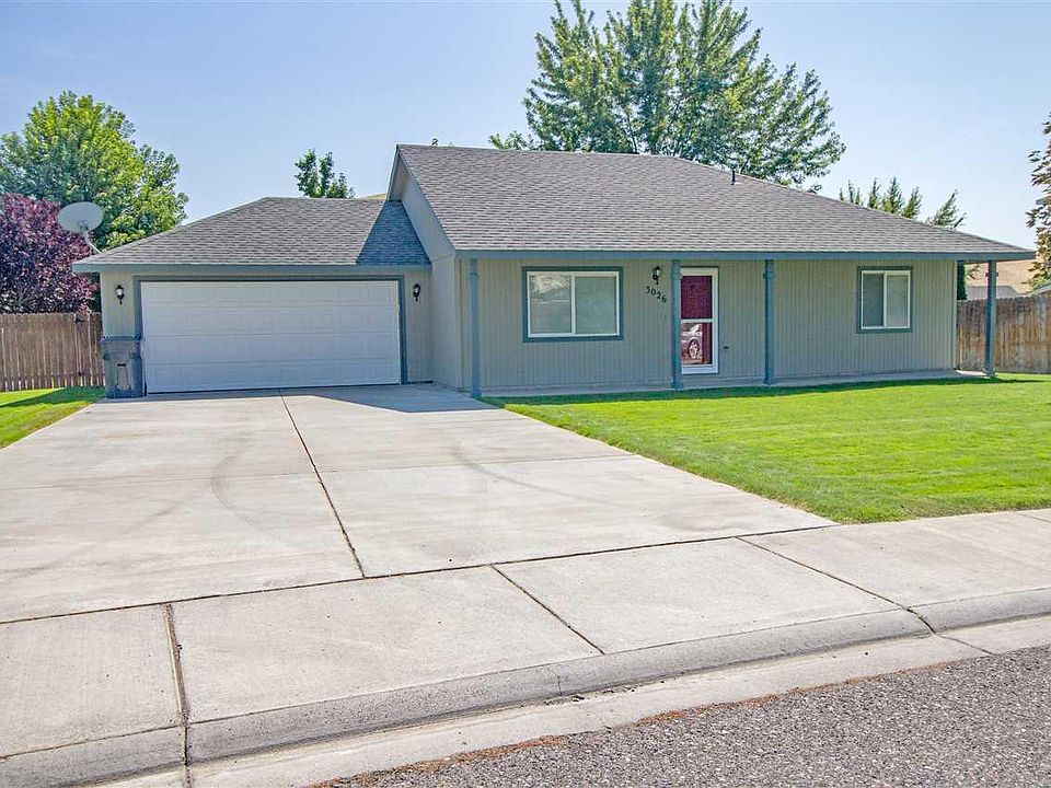 1st image of 3026 Bluet Dr