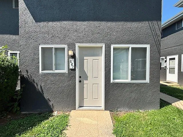 861 Oakland Park Ave