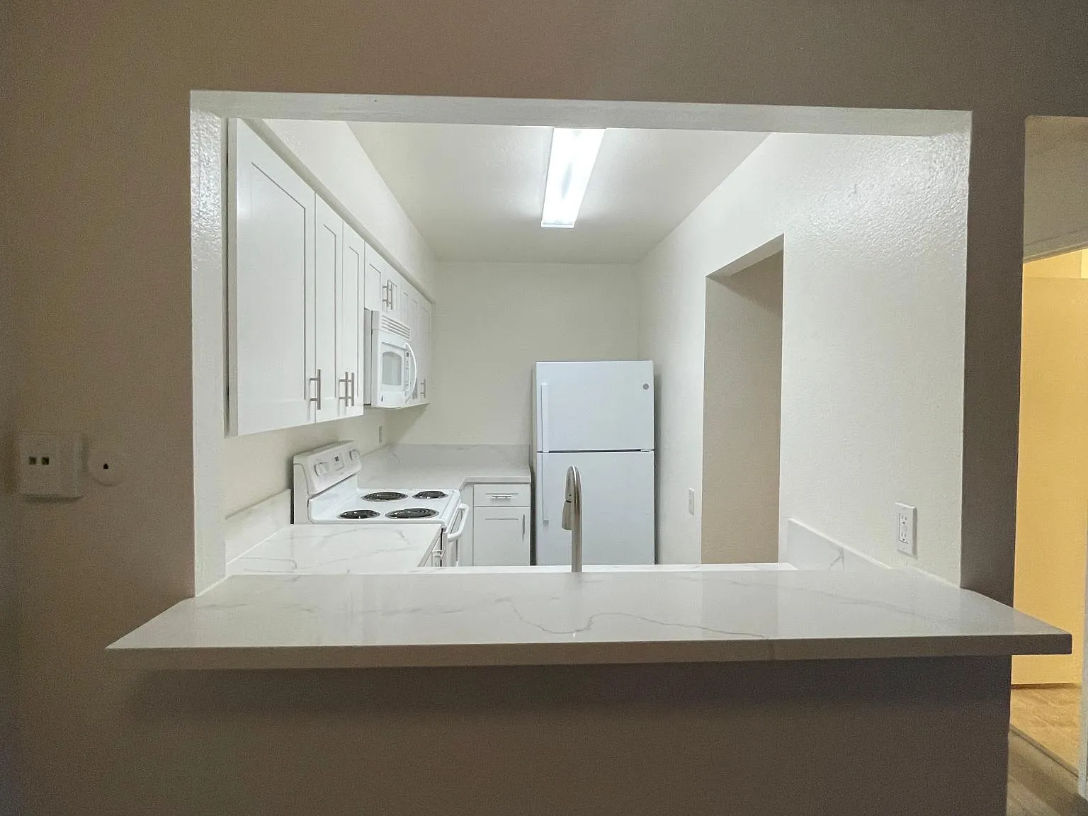 Studio, 506 sqft, $1,700 — Photo 2