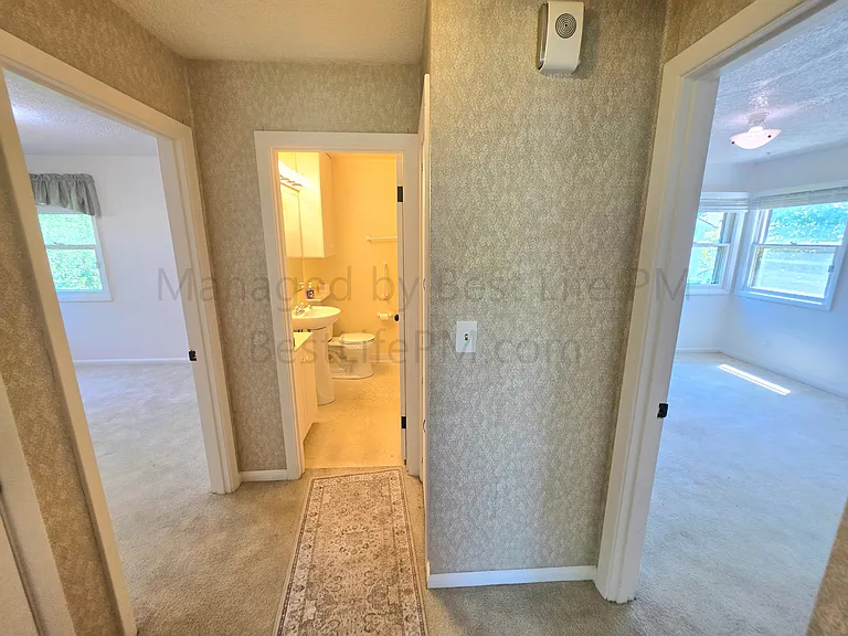 4526 NE 77th Ave — Photo 12