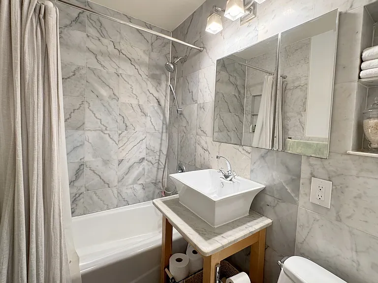 731 Saint Nicholas Ave #3B — Photo 9