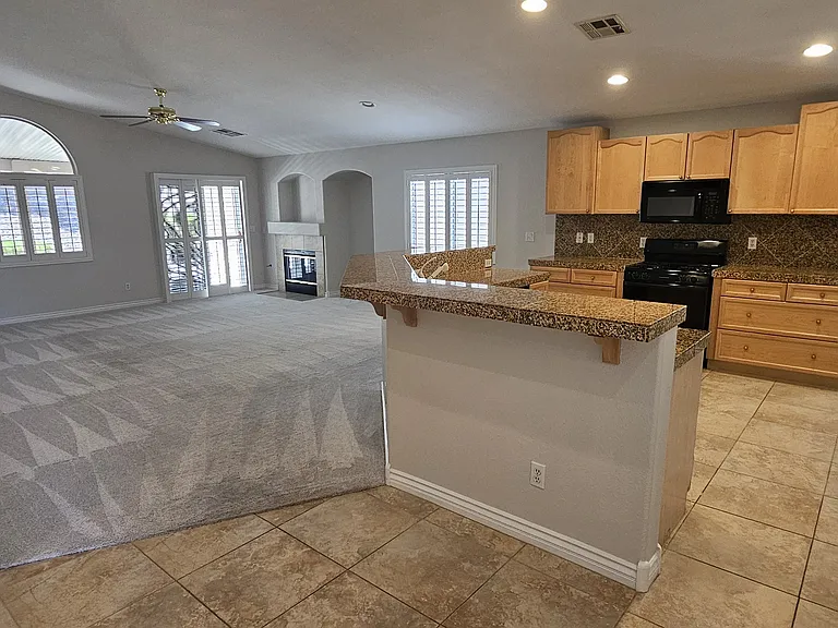 477 Annotto Bay St — Photo 13