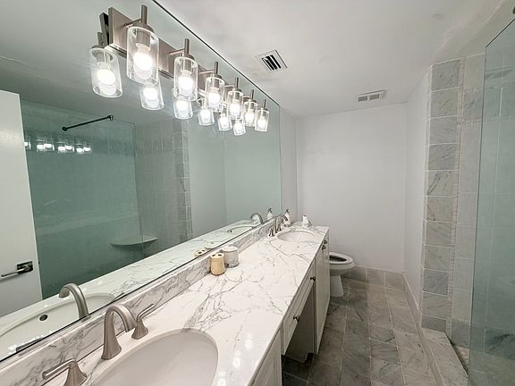 4th image of 537 Outrigger Ln