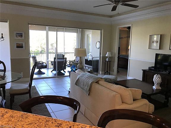 2nd image of 5075 Yacht Harbor Dr APT 201