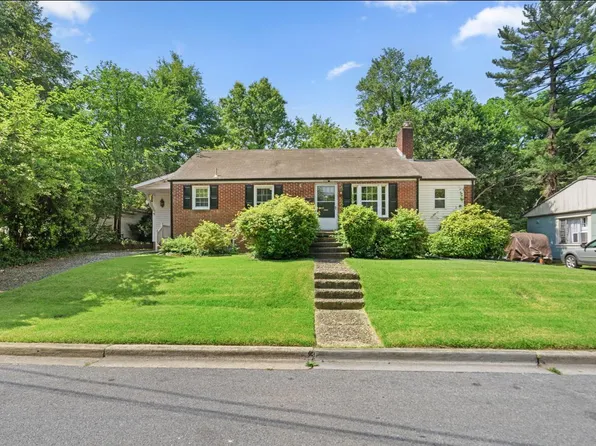 4813 Harvard Rd, College Park, MD 20740